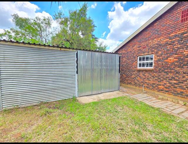 FARM FOR SALE IN NELSONIA